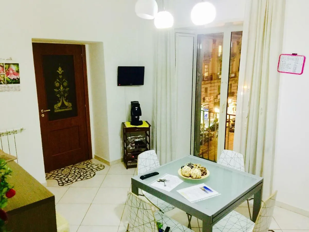 Miseria e Nobiltà Apartment Naples